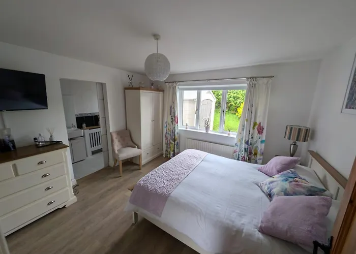 Majestic Cavan Burren, 4 Bedroom, Dream Дом отдыха Cornagee